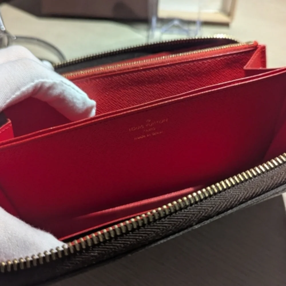 Louis Vuitton Monogram Zippy Wallet  With Red Interior And COA